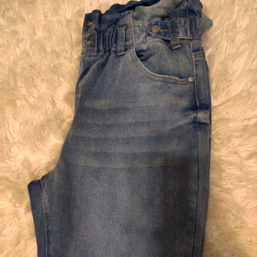 Almost Famous Jeans Size Medium